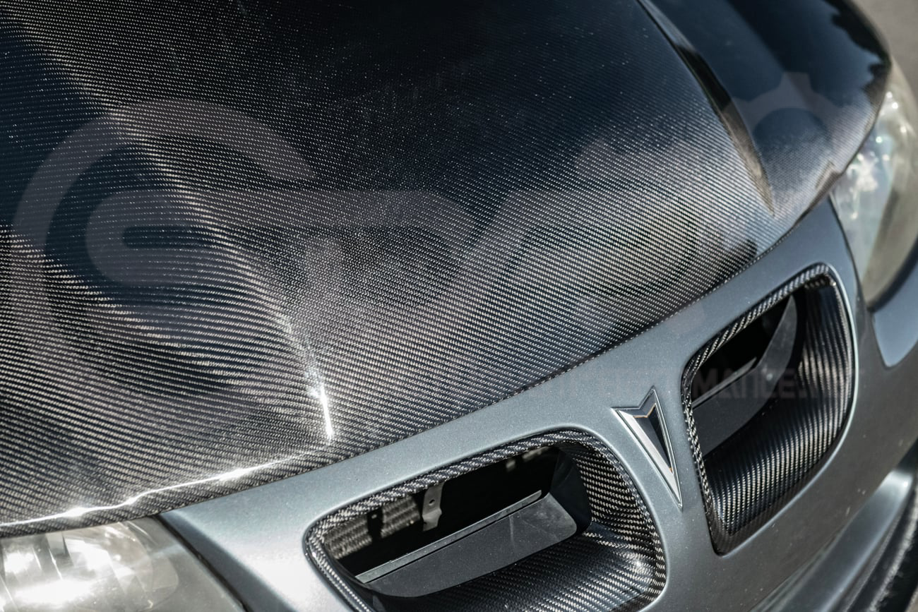 2004-2006 PONTIAC GTO | SDP PERFORMANCE STYLE CARBON FIBER FRONT COWL HOOD